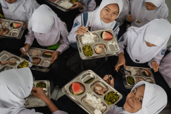 10 Okto 2025 Belajar dari Kasus Keracunan, Yuk Ciptakan Makan Bersama yang Sehat & Higienis
